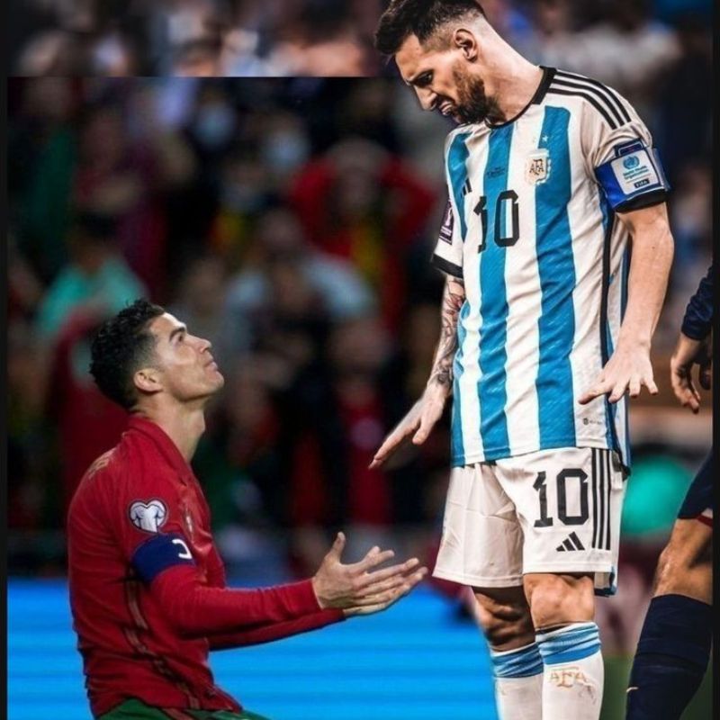 169+ Messi meme hài hước mới nhất, từ sân cỏ đến đời thường 12 ảnh chế Ronaldo quỳ gối trước messi