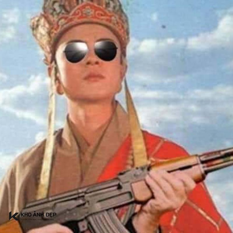 100+ Ảnh Đường Tăng meme cực kỳ "tấu hài" và “lầy lội” 15 Đường Tăng meme cầm súng