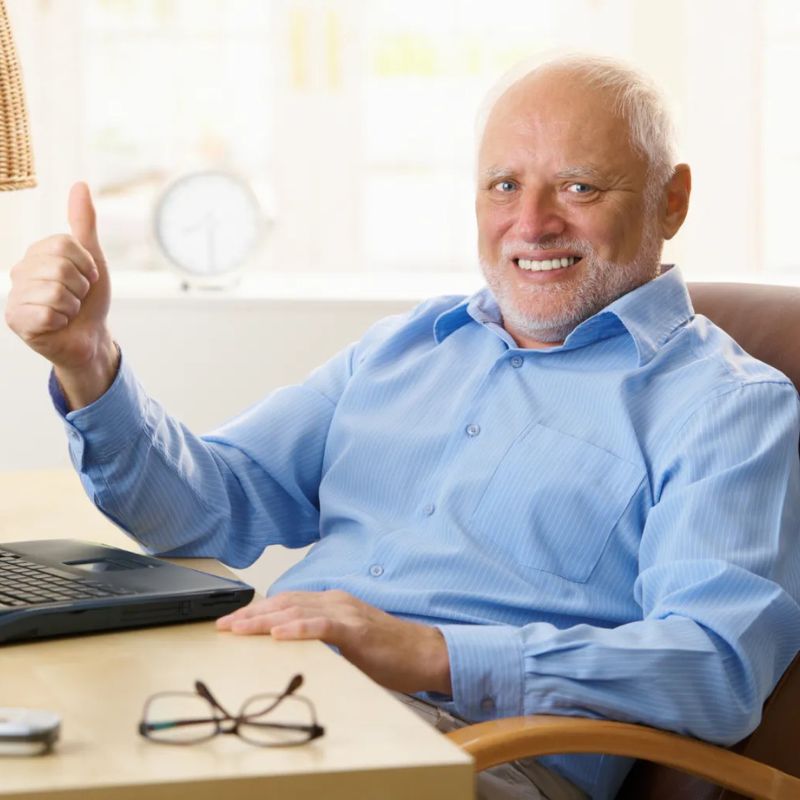 Hide the Pain Harold tên thật là András István Arató