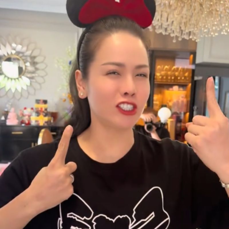 Kịt kin là gì mà khiến TikTok bùng nổ trend hắt xì, cười rần rần? 8 Ca sĩ Nhật Kim Anh đu trend kịt kin