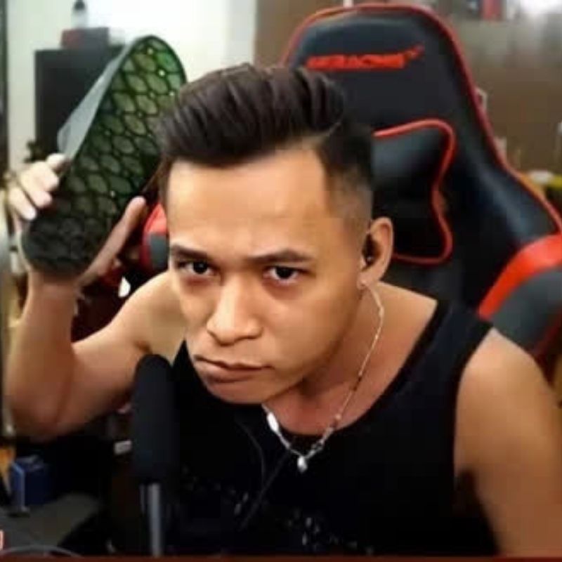 15+ Meme nổi tiếng nhất thế giới và Việt Nam cực viral 42 Ảnh Độ Mixi chọi dép