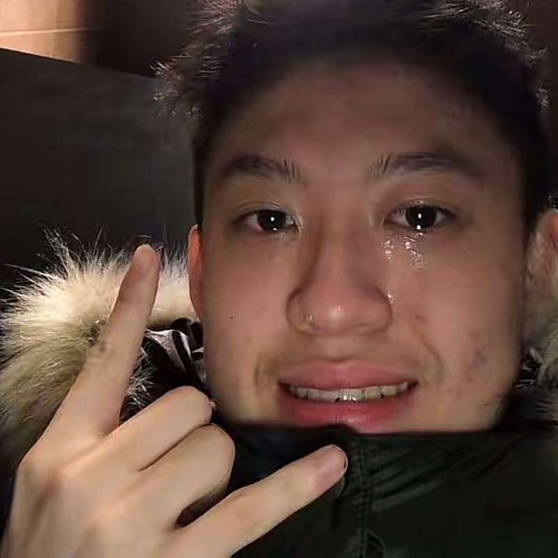 Meme anh chàng buồn, khóc, thất vọng
