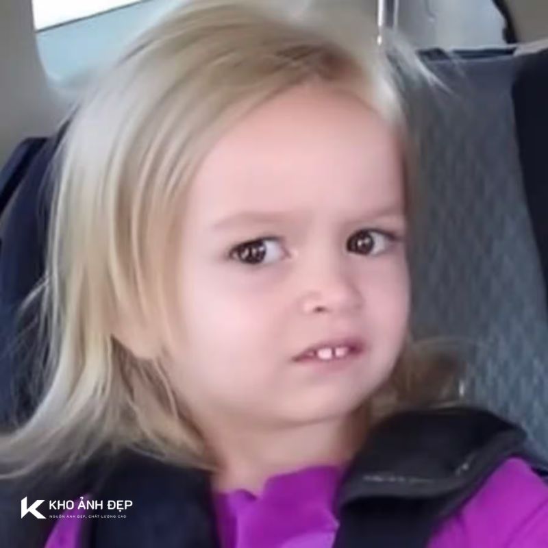 Side-eye Chloe