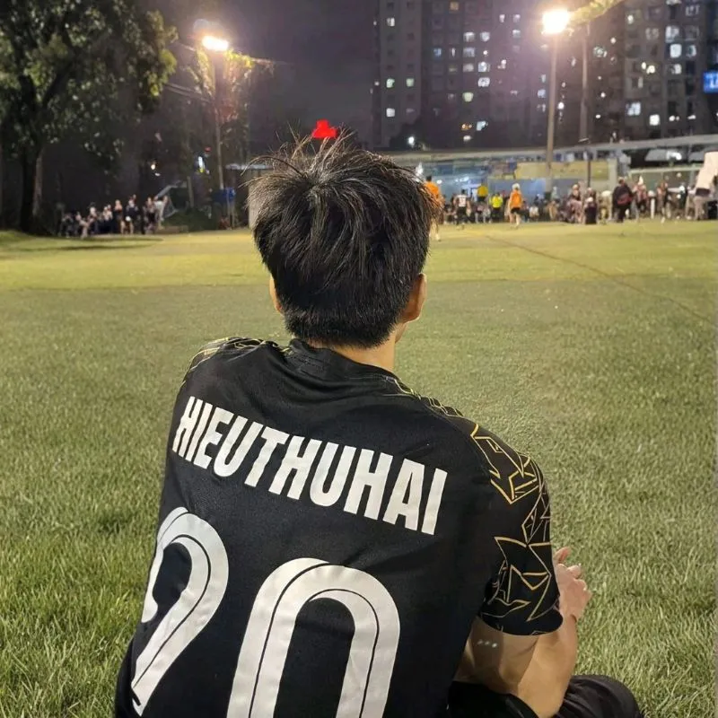 ảnh HTH đi đá bóng
