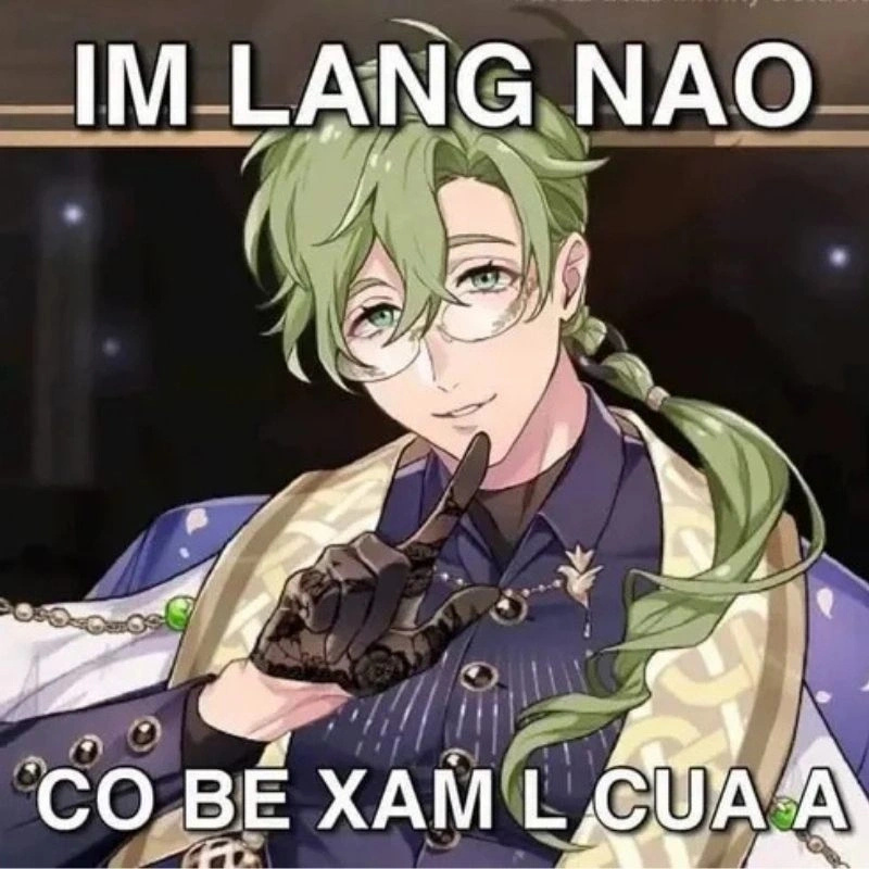Ảnh chế nhân vật anime nam tóc xanh đeo kính đưa ngón tay lên môi yêu cầu im lặng